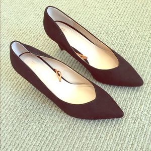 NWOB Classic Black Suede Pumps